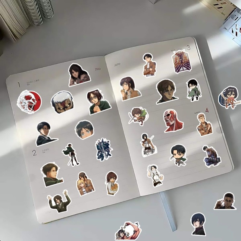60 Pezzi Adesivi Anime Attack  - Anime Cosplay And Costumes recensione e prezzo